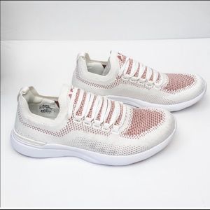 NWT APL TechLoomBliss Breeze Pink/White